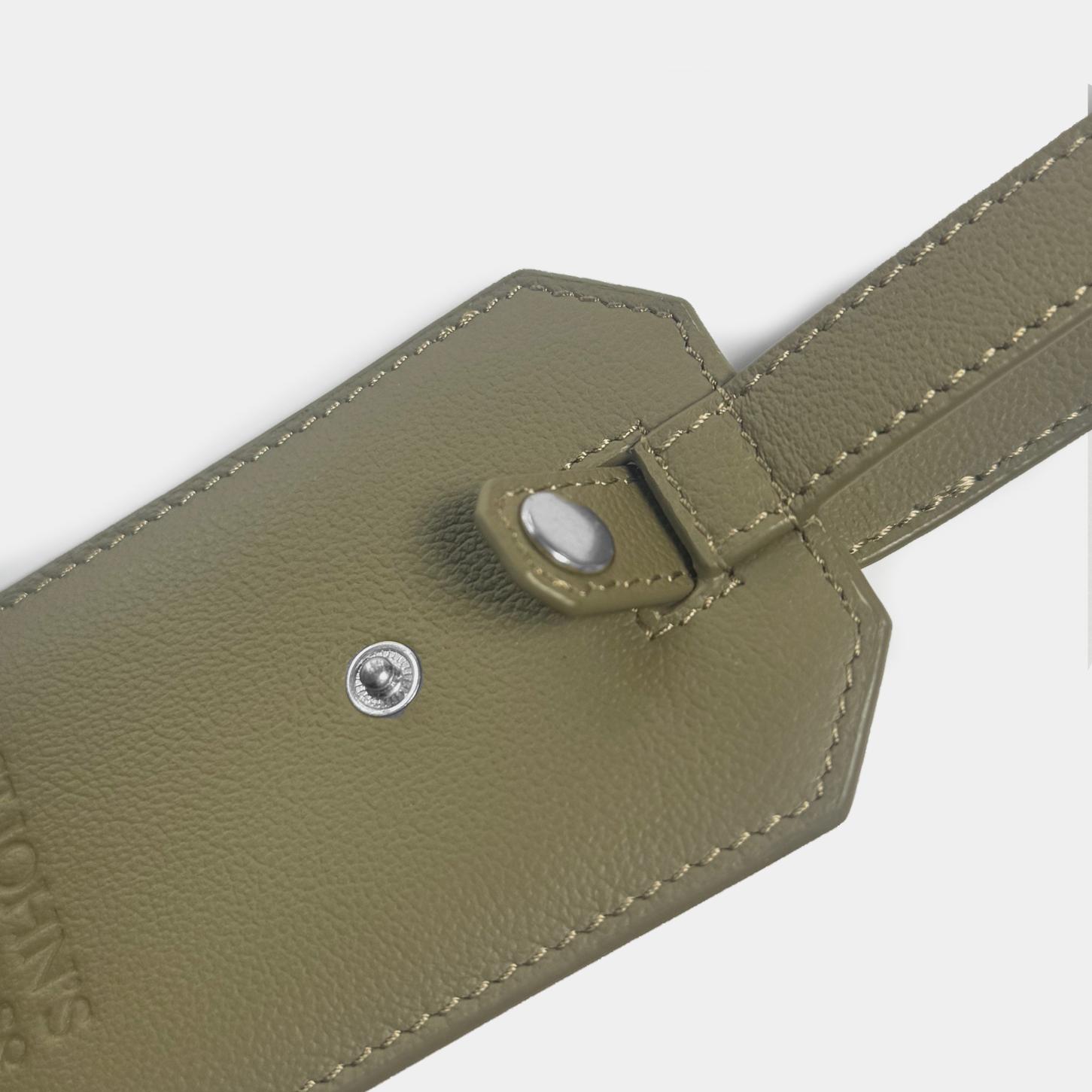 Leather cloakroom luggage tags with 2 cards for guest cloakroom retrieval 