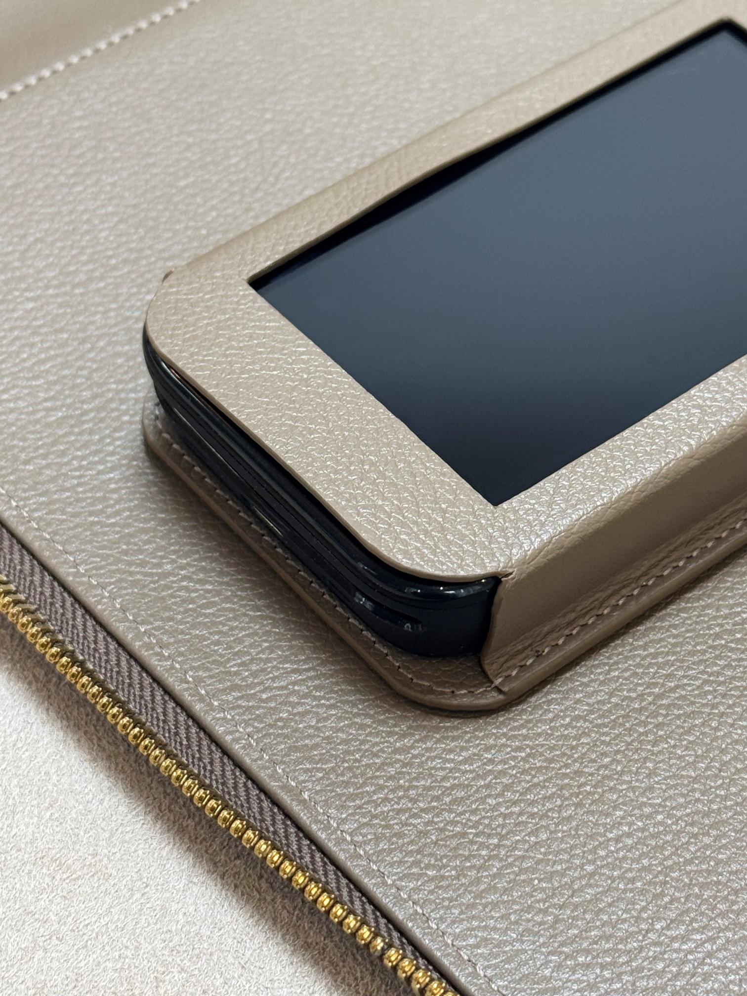 Bespoke 10.9 iPad case designed for hotels and reservations in luxurious leather