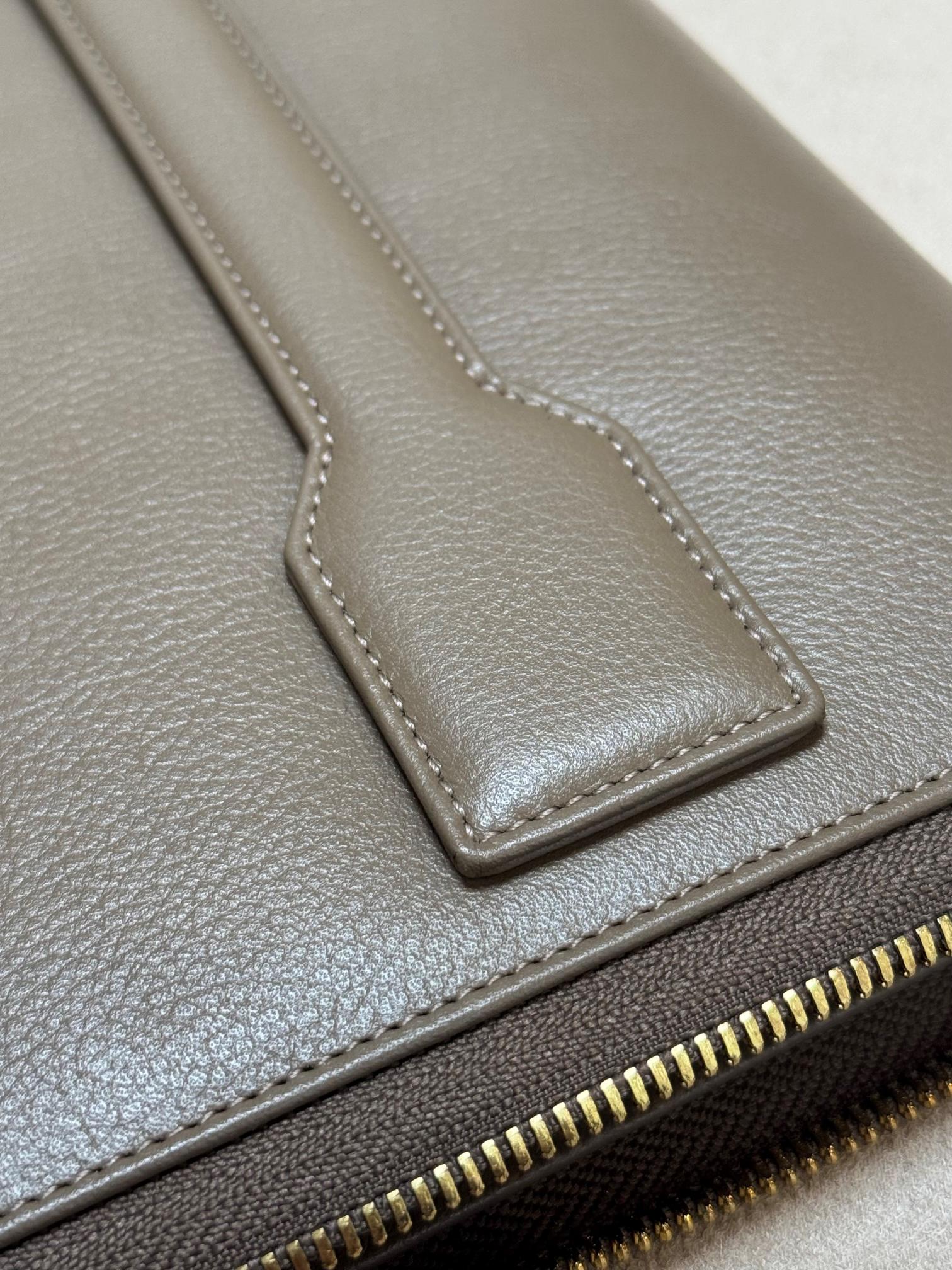 Bespoke 10.9 iPad case designed for hotels and reservations in luxurious leather
